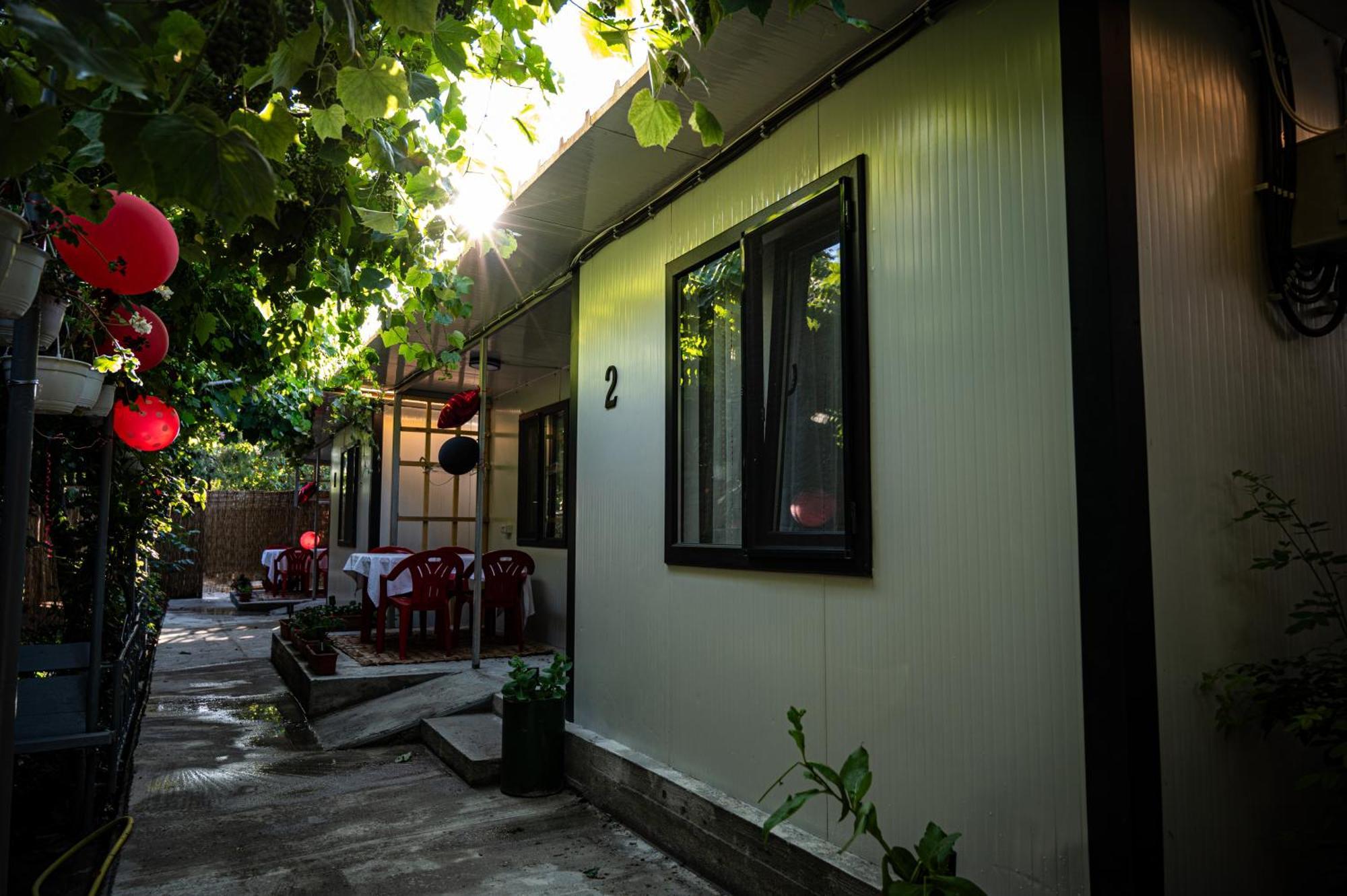 Casa La Dinamo Hotel Două Mai Exterior foto